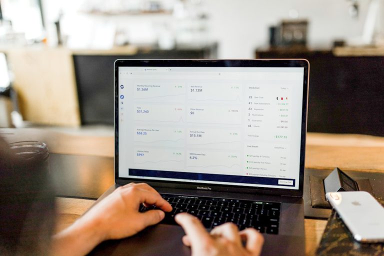 Konto firmowe Volkswagen Financial Services dla Twojego biznesu 1 Photo Business account