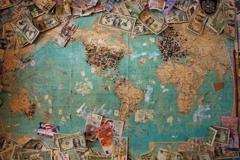 Zasady wymiany walut: wszystko, co musisz wiedzieć 1 Photo currency exchange rules